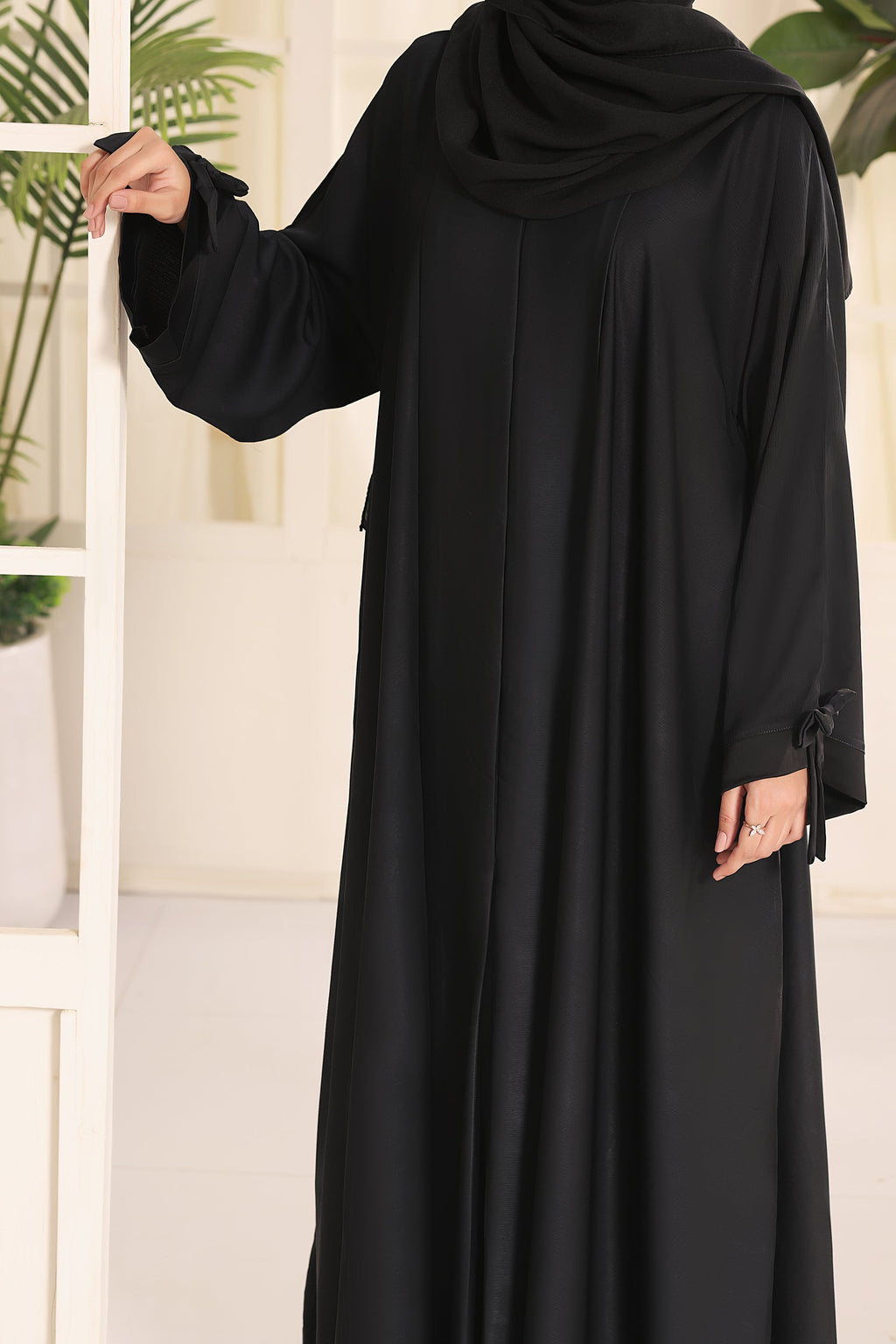 Sameera | Black