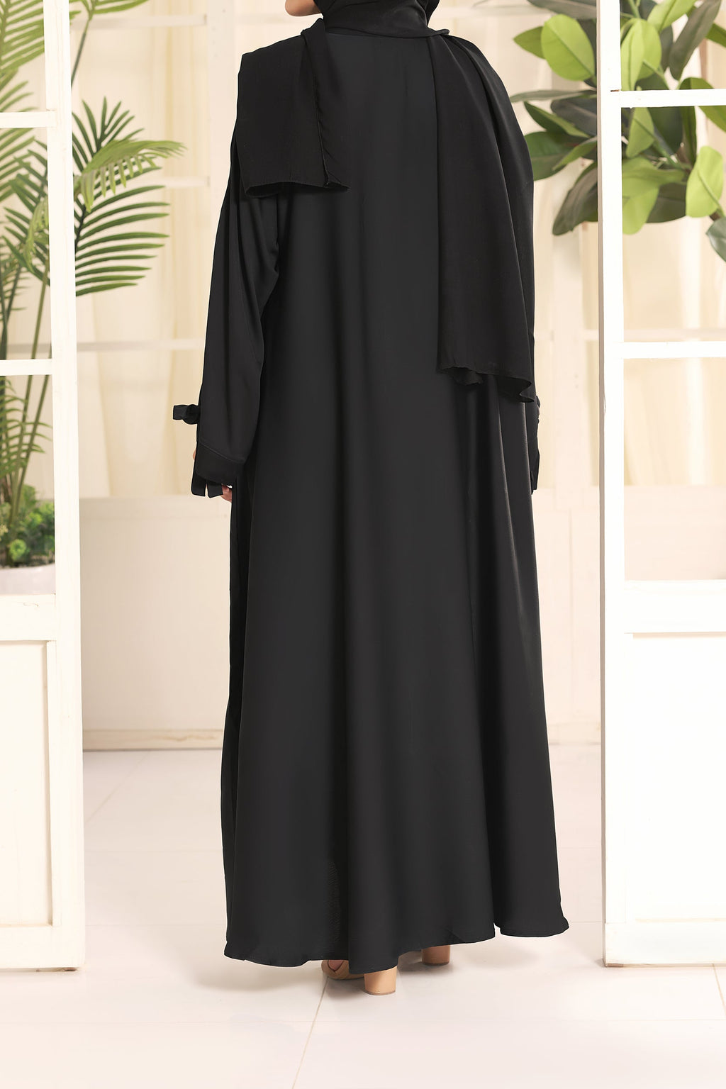 Sameera | Black
