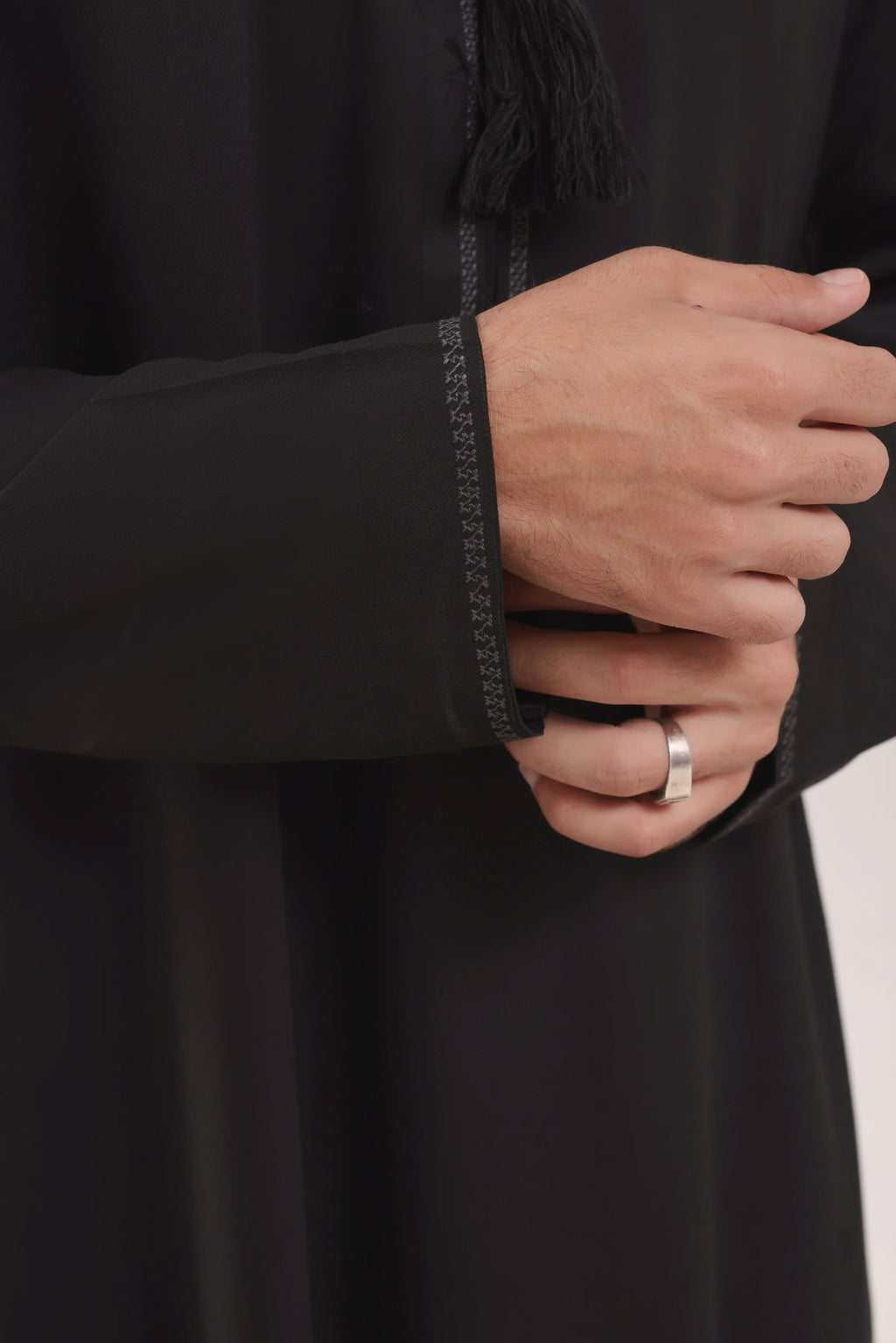 Black Omani Jubbah | J058
